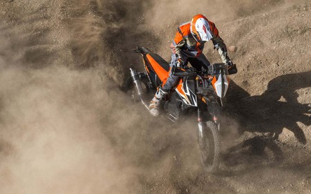 Ktm 790 Adventure R Prototype 2019 1