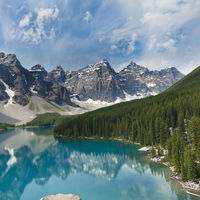 Paisajes de ensueño: el Valle de los Diez Picos en Canadá