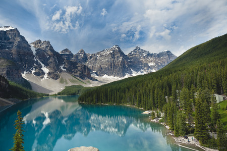 Paisajes de ensueño: el Valle de los Diez Picos en Canadá