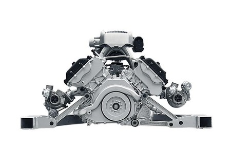 Motor 3.8 V8 McLaren