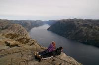 Subir al mejor mirador del mundo con bebés y niños: el Púlpito en Noruega