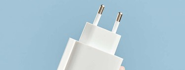 No me gusta que los móviles ya no traigan cargador, pero Xiaomi no puede hacer nada. Es la Ley