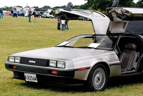 La balada de John Z. DeLorean (2): El sueño de acero inoxidable