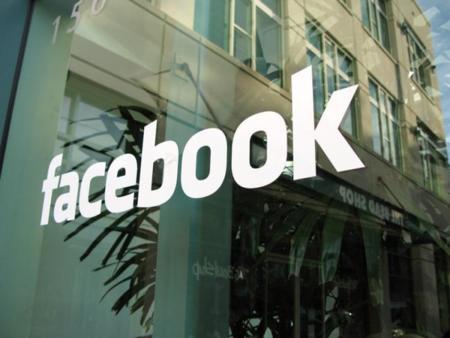 Facebook explica por qué cada vez menos gente ve tus actualizaciones