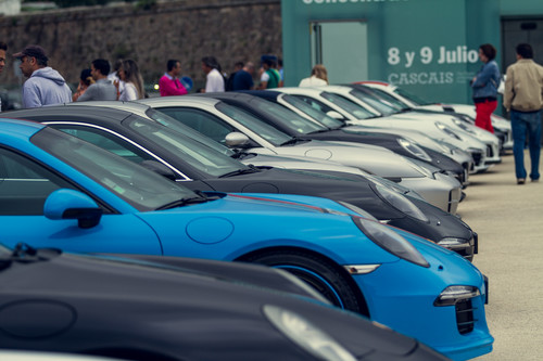 Vivimos el mejor atasco del mundo entre 356 Porsche, incluído el 911 GT2 RS