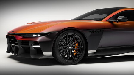 Aston Martin Valen 2026