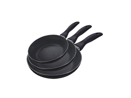 En MeQuedoUno tenemos un set de 3 sartenes San Ignacio de 16, 20 y 24 cm por sólo 14,99 euros
