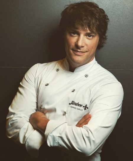 Celia Villalobos pide curro a Jordi Cruz y Jesús Castro se enfrenta al jurado en lo nuevo de 'Masterchef Celebrity'