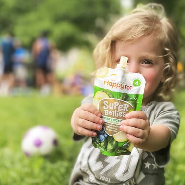 Un estudio encuentra microplásticos en los alimentos infantiles de Nestlé y Danone vendidos en bolsitas de purés de frutas