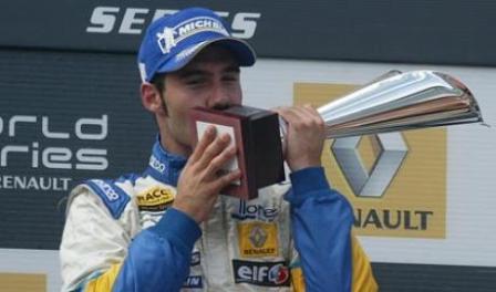 Miguel Molina correrá las World Series con Ultimate Motorsport