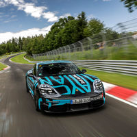 Así intervienen los modos de conducción del Porsche Taycan, el primer coche eléctrico deportivo de Porsche