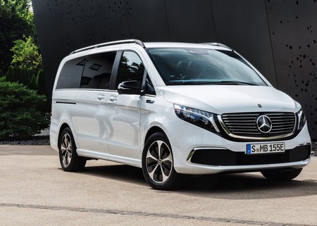 Mercedes Benz Eqv 2020 1280 01