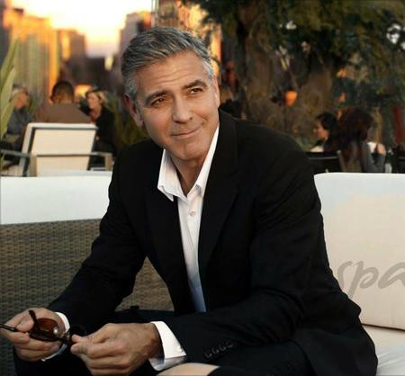 ¡Drama planetario! ¡George Clooney se ha comprometido, y no es con nadie de nosotr@s!