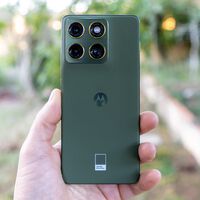 El Motorola Edge 70 es un torpedo directo a Apple: sí se puede meter más batería en un móvil ultrafino