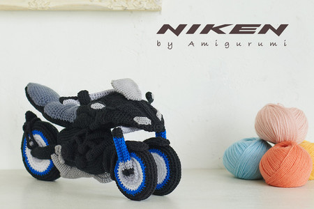 Maestros de la costura edición moto, o todo lo que necesitas para fabricar una Yamaha Niken de ganchillo