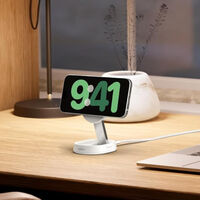 Descuentazo del 62% en la base de carga top para iPhone. Es compatible con MagSafe y funciona con AirPods 