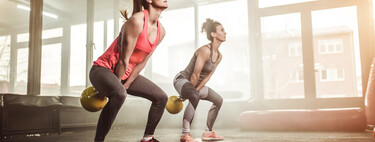 Un entrenamiento de pesas para glúteo con la mejor selección de ejercicios