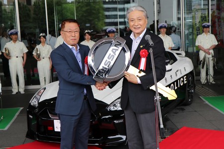 Ec895954 Nissan Gt R Police Car 19