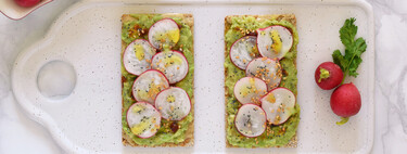 Desayunar un aguacate cada día: estos son sus beneficios y 11 recetas para poner en práctica 