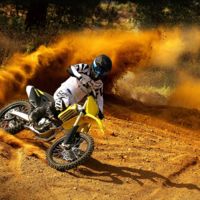 Suzuki RM-Z250 y RM-Z450 2017, el legado de las reinas 