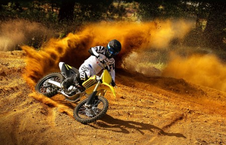 Suzuki RM-Z250 y RM-Z450 2017, el legado de las reinas