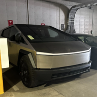 No cabe en su estacionamiento: Tesla amenaza a un cliente con una multa de 900 mil pesos si intenta vender su Cybertruck