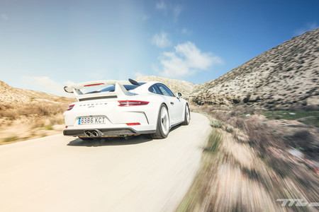Porsche 911 GT3 trasera dinámica