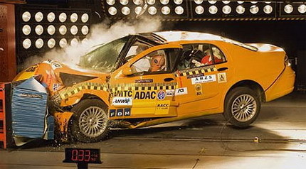 Brilliance BS6 crash test prueba de choque de un coche chino