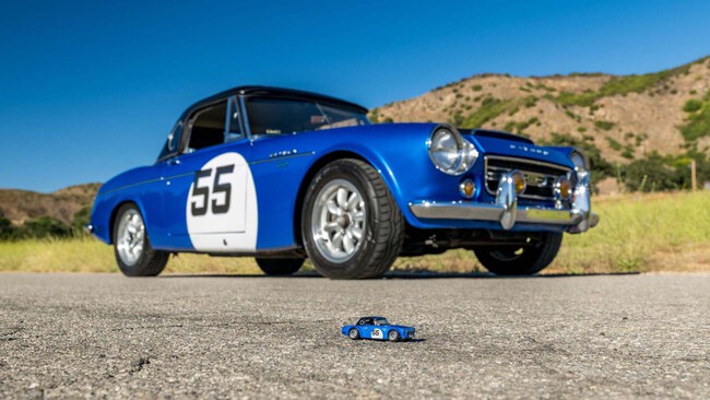 Datsun 2000 Hot Wheels 9