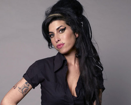 Amy Winehouse pasará las navidades en el Caribe