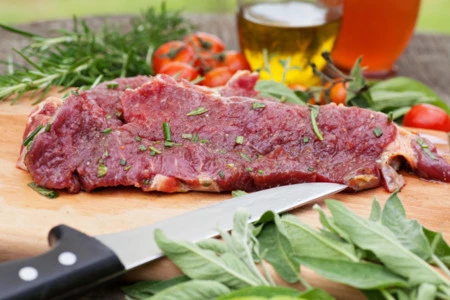 Los beneficios de sumar hierbas y especias a la dieta si quieres cuidar tu línea y tu salud