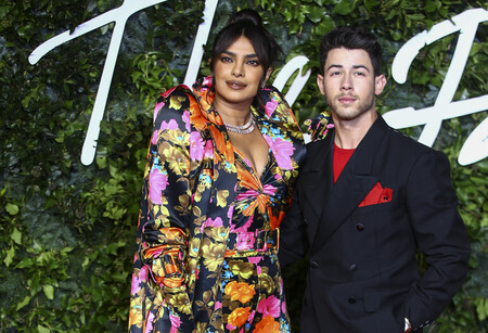 La primera imagen de la hija de Nick Jonas y Priyanka Chopra tras 100 días en la UCI por estos problemas de salud