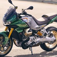 Moto Guzzi tiene en el horno una de las motos más bonitas y pasionales jamás creadas. Otra roadster aún más deportiva