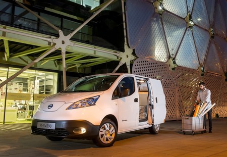 Alianza Renault-Nissan-Mitsubishi afirma que las flotas de las pequeñas empresas serán totalmente eléctricas en 20 años
