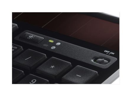 ¿Cuánto me ahorraría si mi teclado se alimentara de energía solar?
