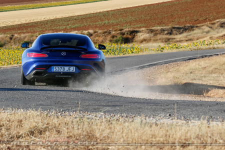 Bmw I8 Mercedes Amg Gt Motorpasion 16