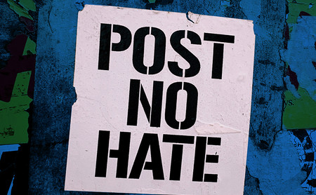 Twitter expande sus reglas contra el odio: prohibidos los tweets que deshumanicen por edad, enfermedad o discapacidad