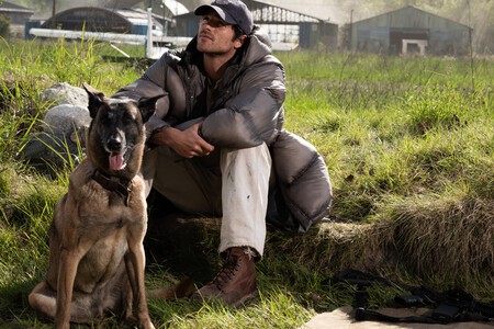 La Constelacion Del Perro Jacob Elordi Y Margaret Qualley 4