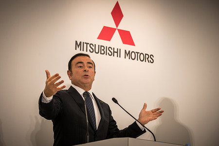 La clave de la fuga de Carlos Ghosn: huyó en una caja que misteriosamente no pasó los controles del aeropuerto