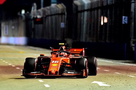 Ferrari sorprende en Singapur y Charles Leclerc consigue su tercera pole position consecutiva