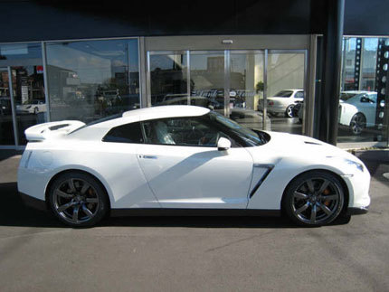 Nissan GT-R
