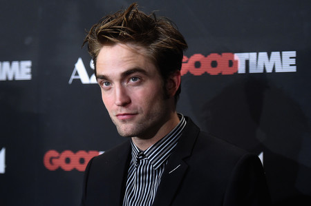 Robert Pattinson cayó en el peor error al vestir un traje... ¿se lo perdonamos?