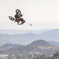 ¡Alucinante! La combinación entre Tyler Bereman y un dron puede ser uno de los mejores vídeos de este año