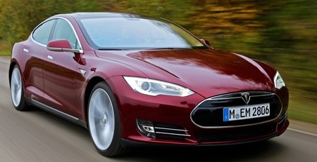 Tesla Model S Signature rojo
