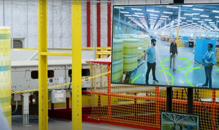 Amazon recurre a la inteligencia artificial para salvaguardar el 'distanciamiento social' en sus instalaciones