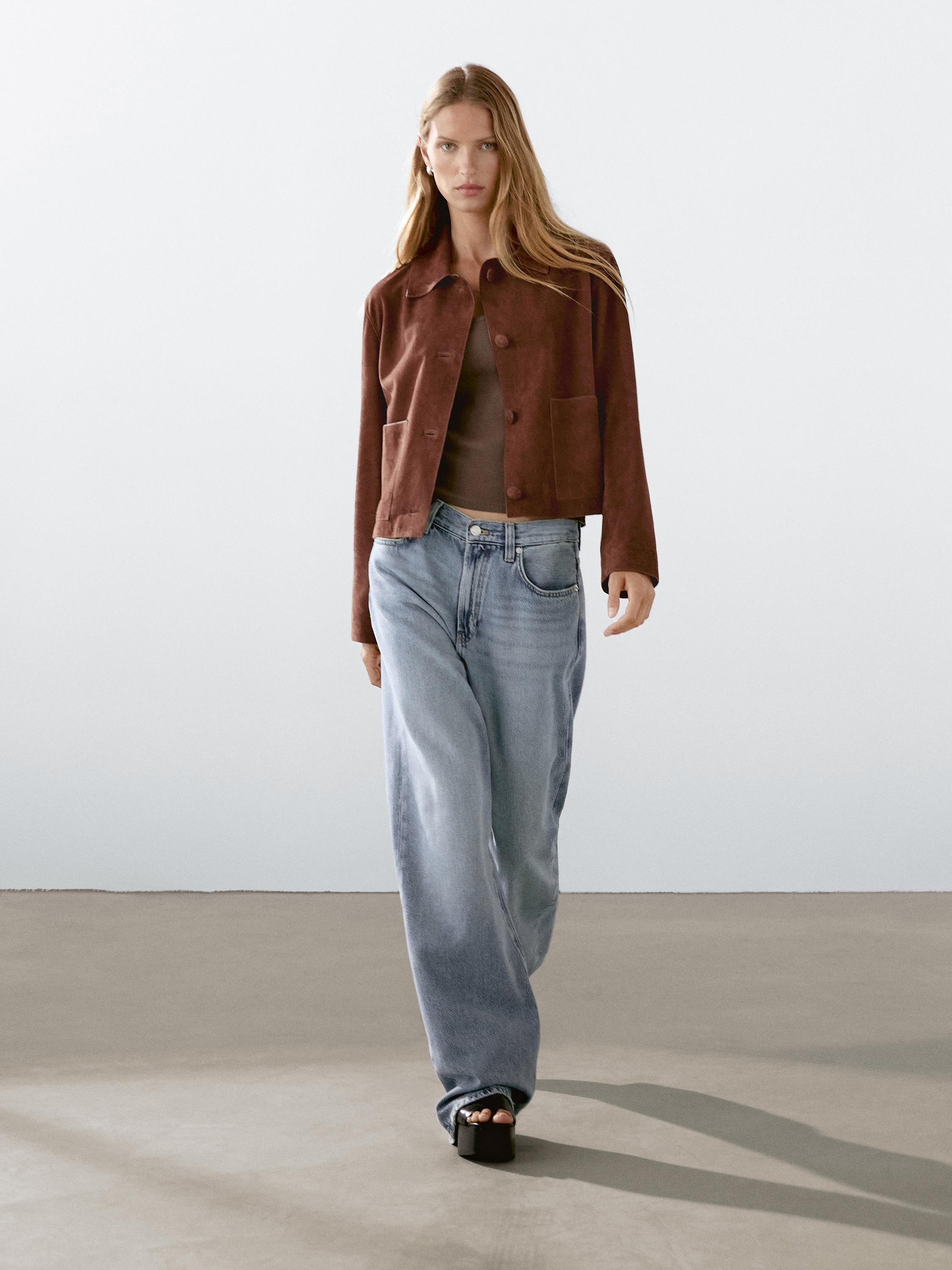 Chaqueta corta de piel