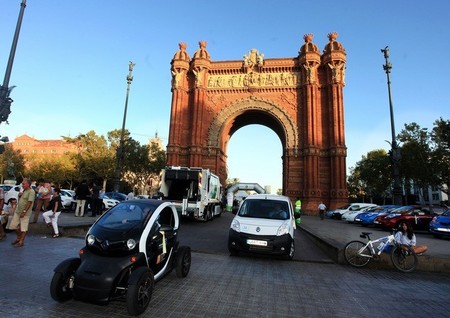 Barcelona da un nuevo impulso a la movilidad eléctrica y bonifica con 250 euros a quien compre una bicicleta eléctrica