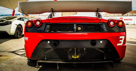 Un británico ha roto todos los récords de multas de tráfico en Dubai con un Lamborghini alquilado, ¡y se va de rositas!