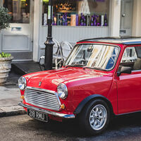 El clásico Mini se puede convertir en un coche eléctrico de 163 CV con este retrofit desde 10.000 euros