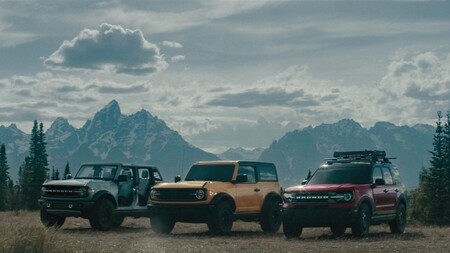 Familia Ford Bronco 2